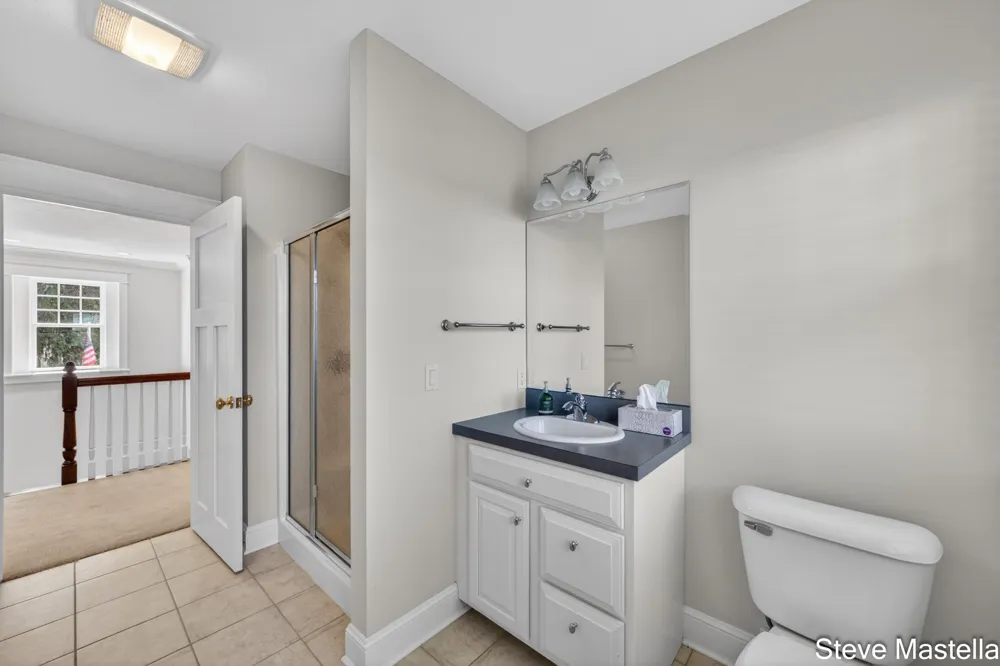 5592 S Shore Drive Whitehall, MI 49461