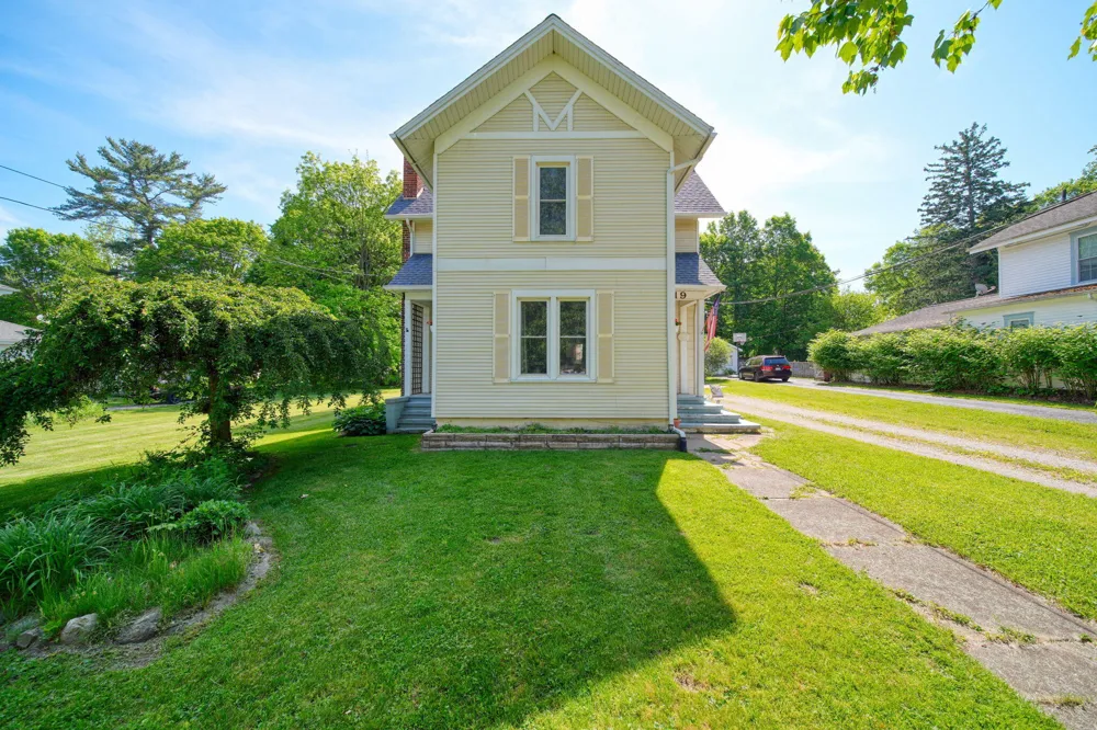 219 S Main Street Concord, MI 49237