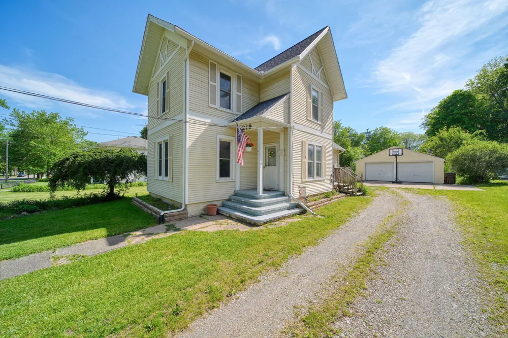 219 S Main Street Concord, MI 49237
