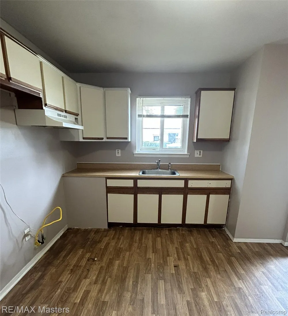4210 Hazel Avenue Lincoln Park City, MI 48146