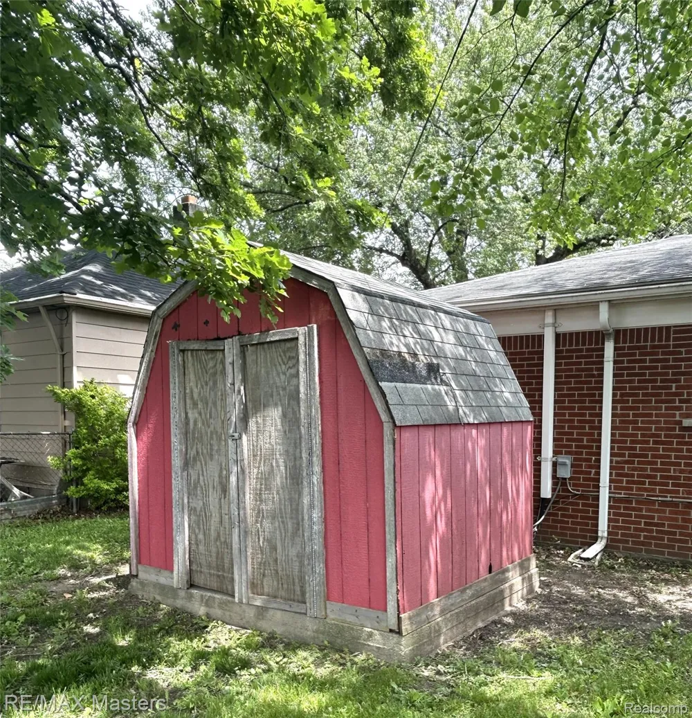 4210 Hazel Avenue Lincoln Park City, MI 48146