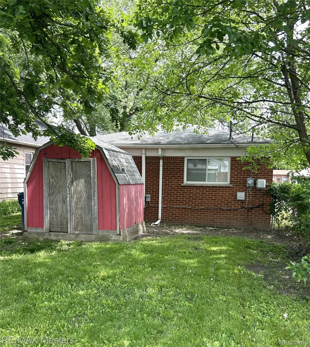 4210 Hazel Avenue Lincoln Park City, MI 48146
