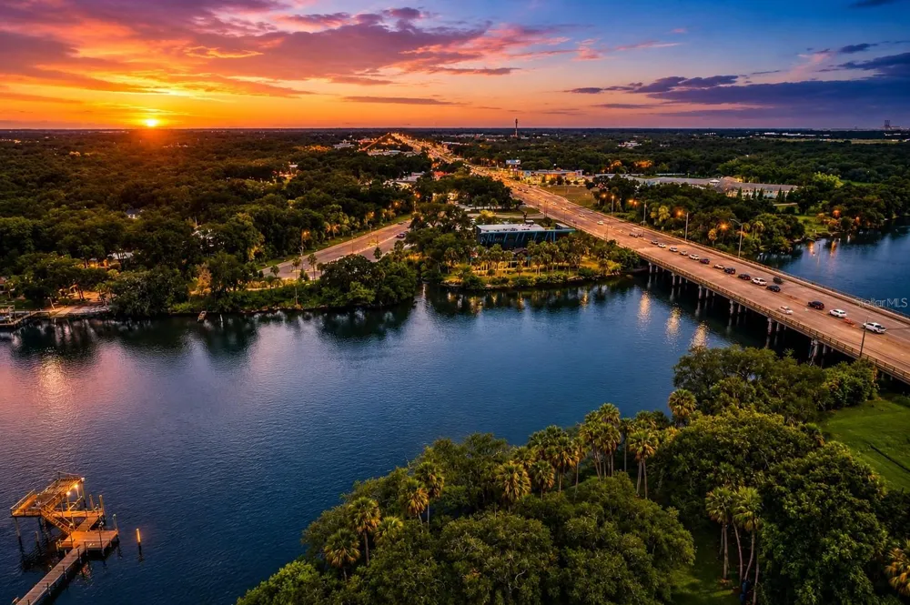 RIVERVIEW DRIVE Riverview, FL 33578