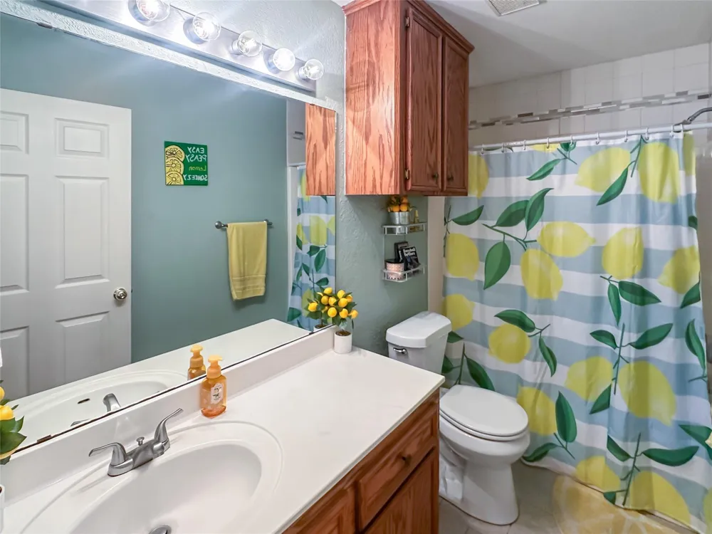 704 S Market Street Flatonia, TX 78941