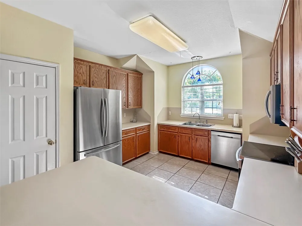 704 S Market Street Flatonia, TX 78941