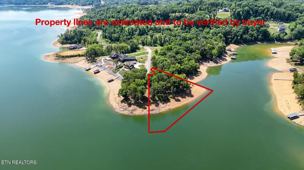 123 Ridge Point Tr Dandridge, TN 37725