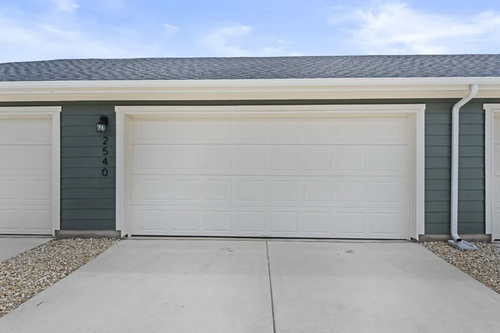 2540 Violet Theo Lane Round Rock, TX 78665
