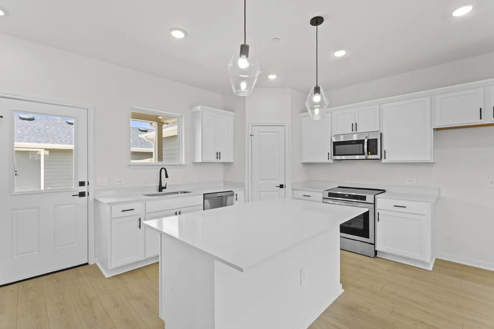 2540 Violet Theo Lane Round Rock, TX 78665
