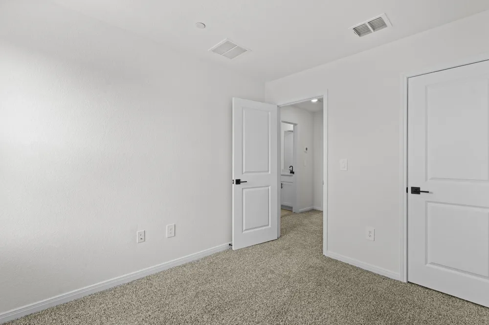 2540 Violet Theo Lane Round Rock, TX 78665