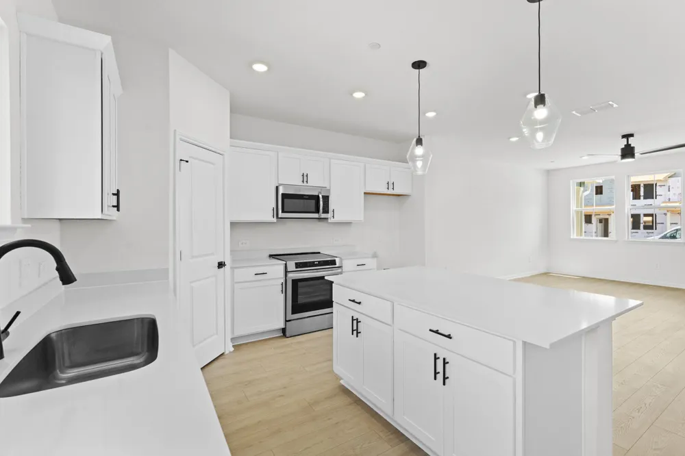 2540 Violet Theo Lane Round Rock, TX 78665