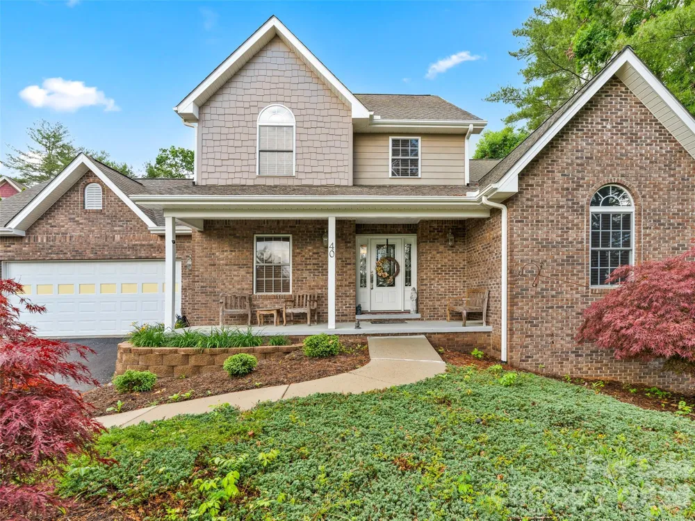 40 Hope Road Weaverville, NC 28787
