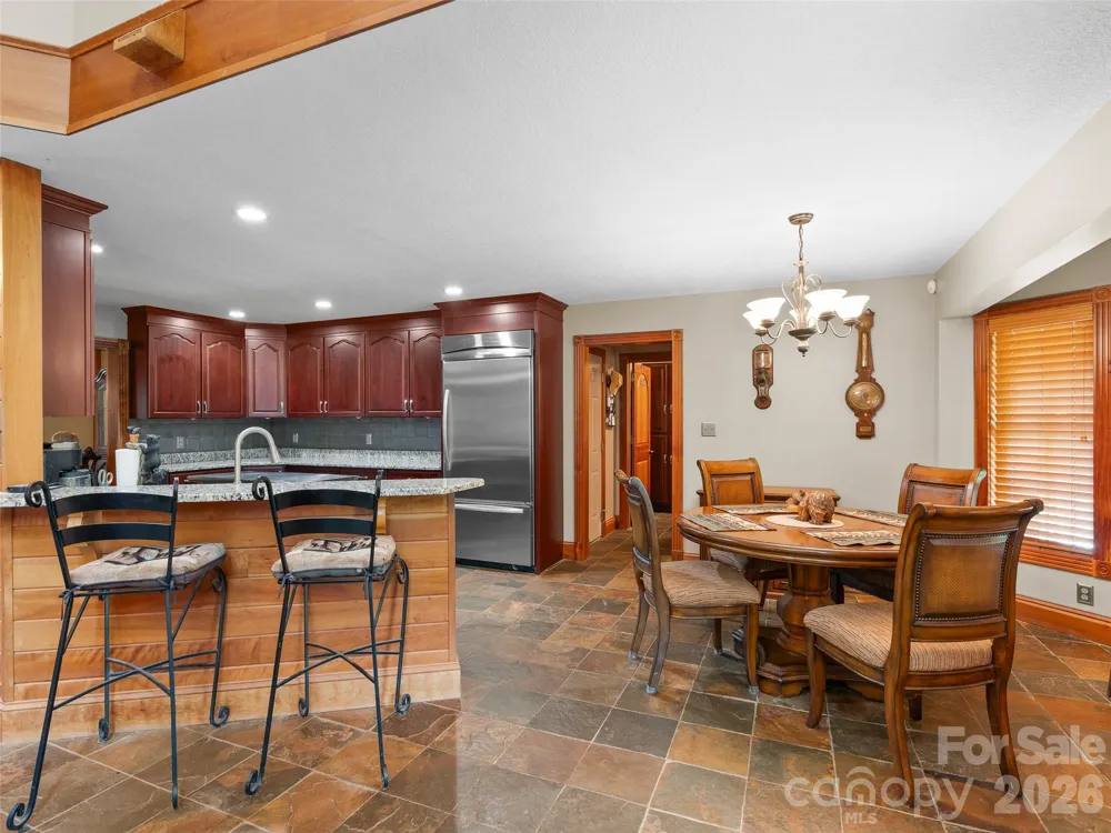 40 Hope Road Weaverville, NC 28787
