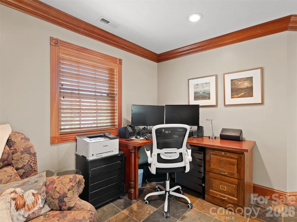 40 Hope Road Weaverville, NC 28787