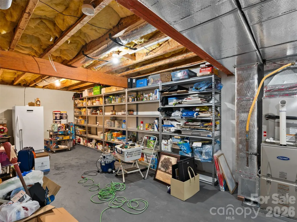 40 Hope Road Weaverville, NC 28787