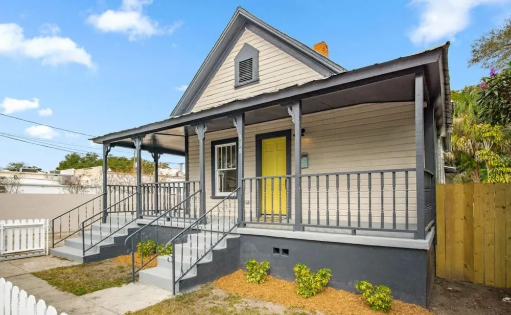 908 E 20TH AVENUE Tampa, FL 33605
