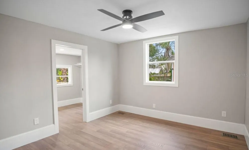 908 E 20TH AVENUE Tampa, FL 33605