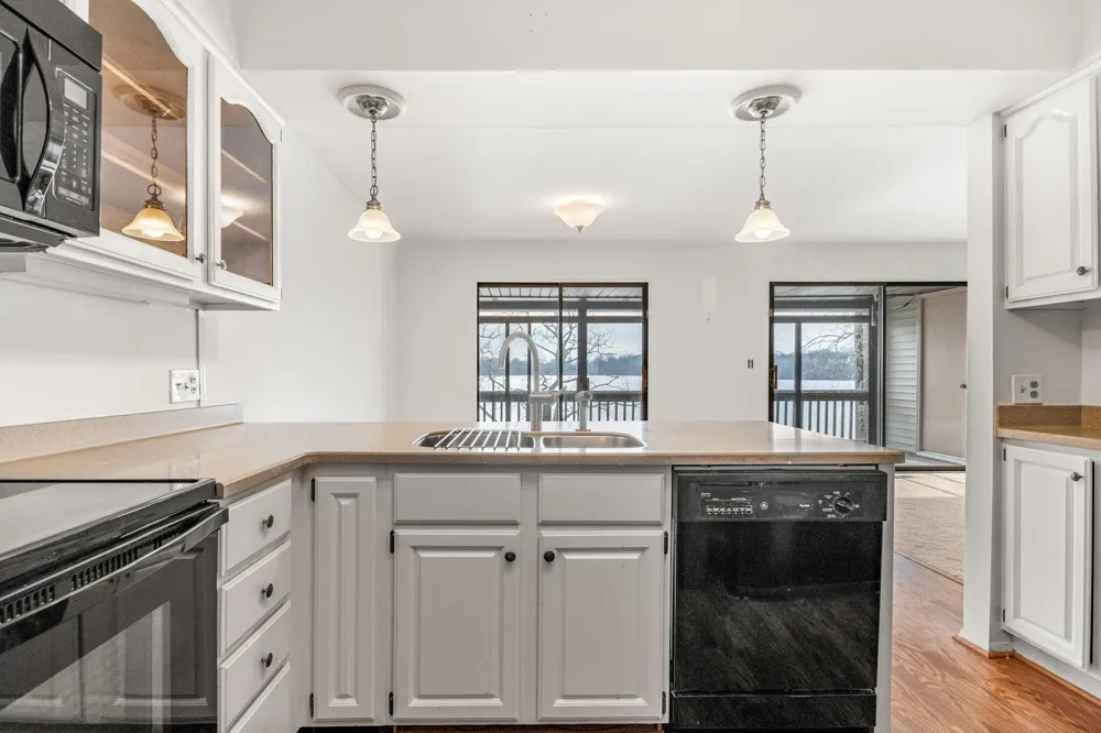 730 Cliffs Drive #303A Ypsilanti, MI 48198