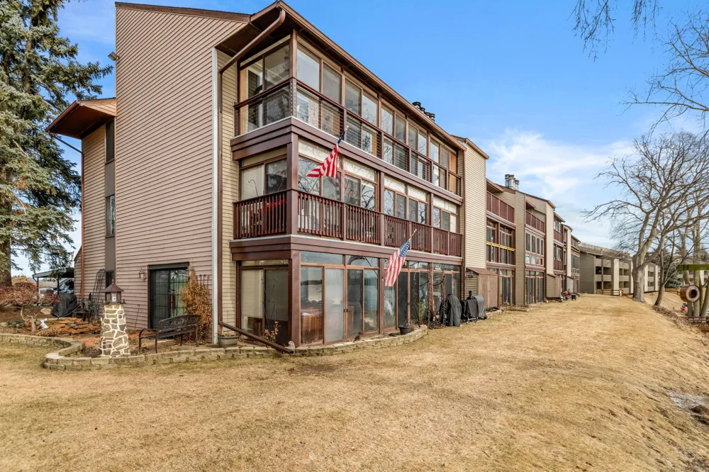 730 Cliffs Drive #303A Ypsilanti, MI 48198
