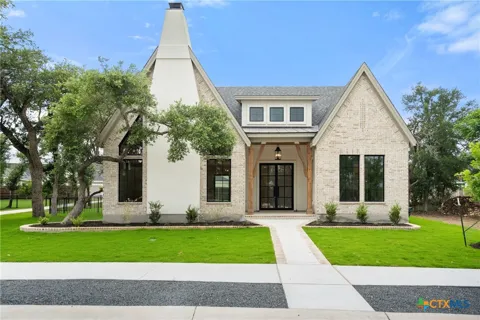454 Heidi Circle