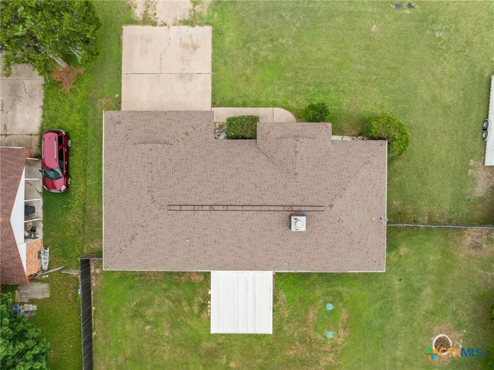 381 Norwood Drive Woodway, TX 76712