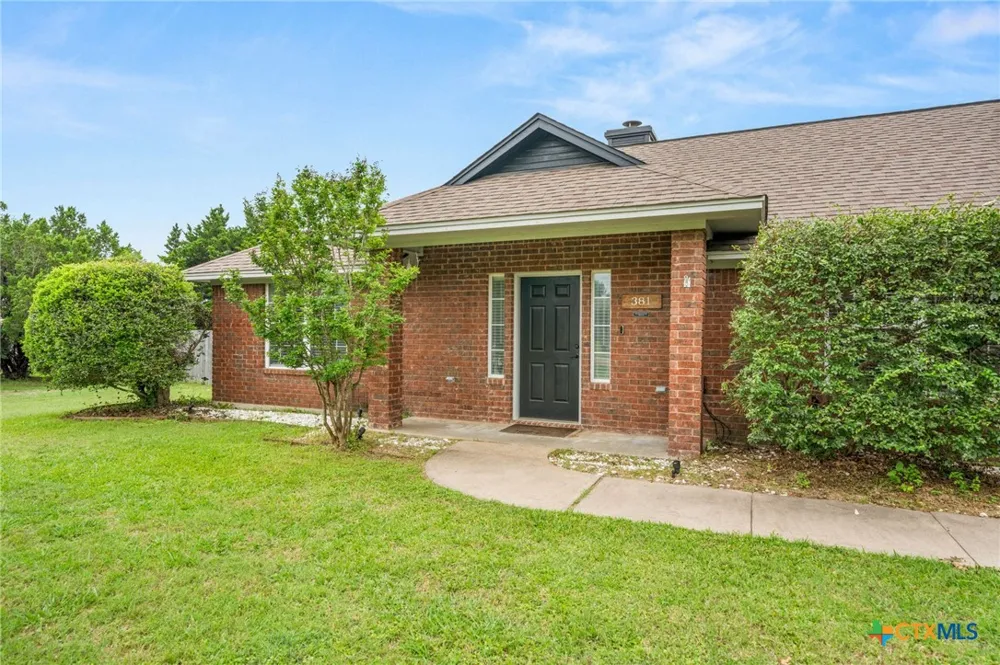 381 Norwood Drive Woodway, TX 76712