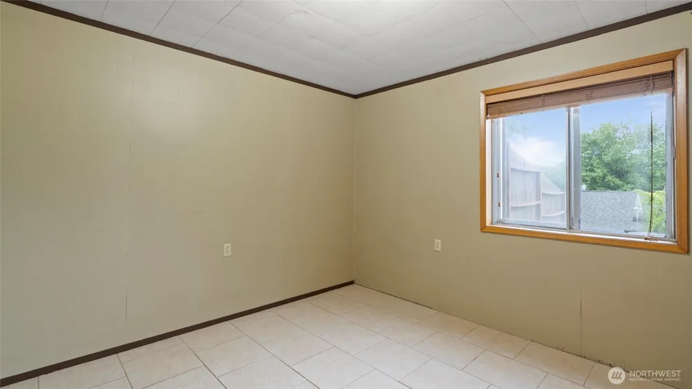 810 E Spring Dayton, WA 99328
