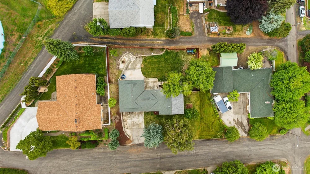810 E Spring Dayton, WA 99328