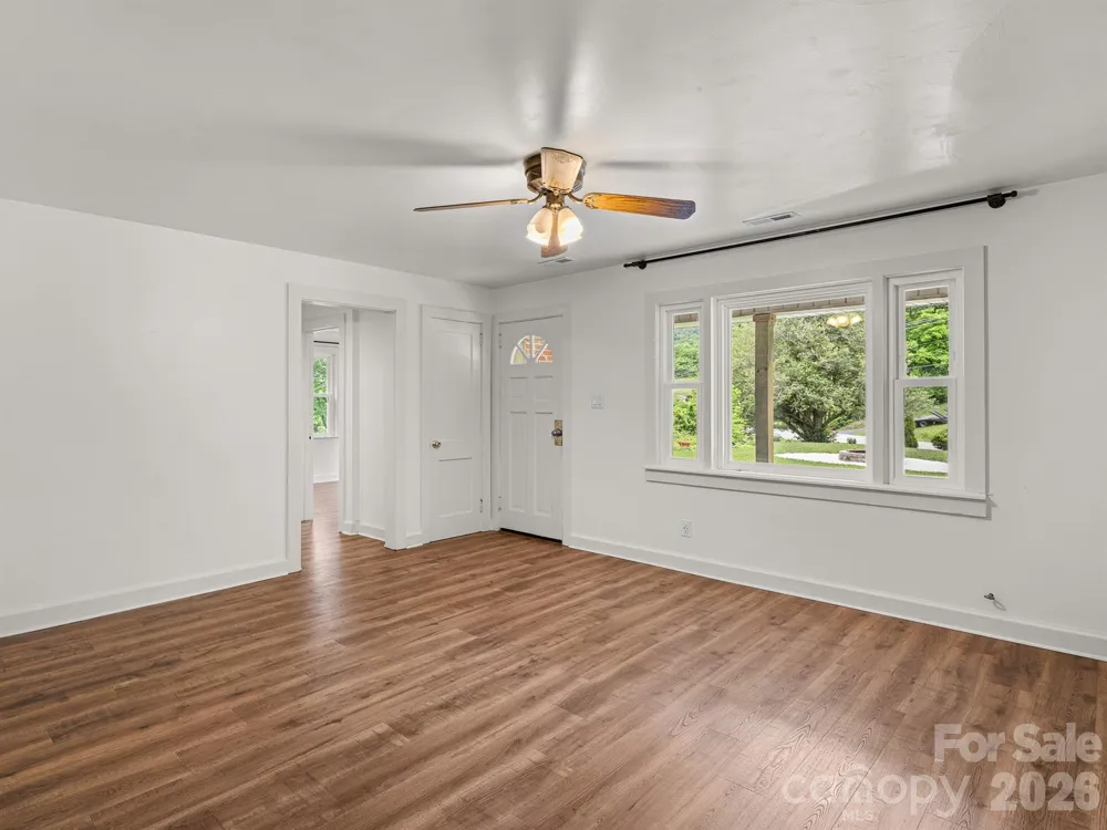 205 Old Fort Road Fairview, NC 28730