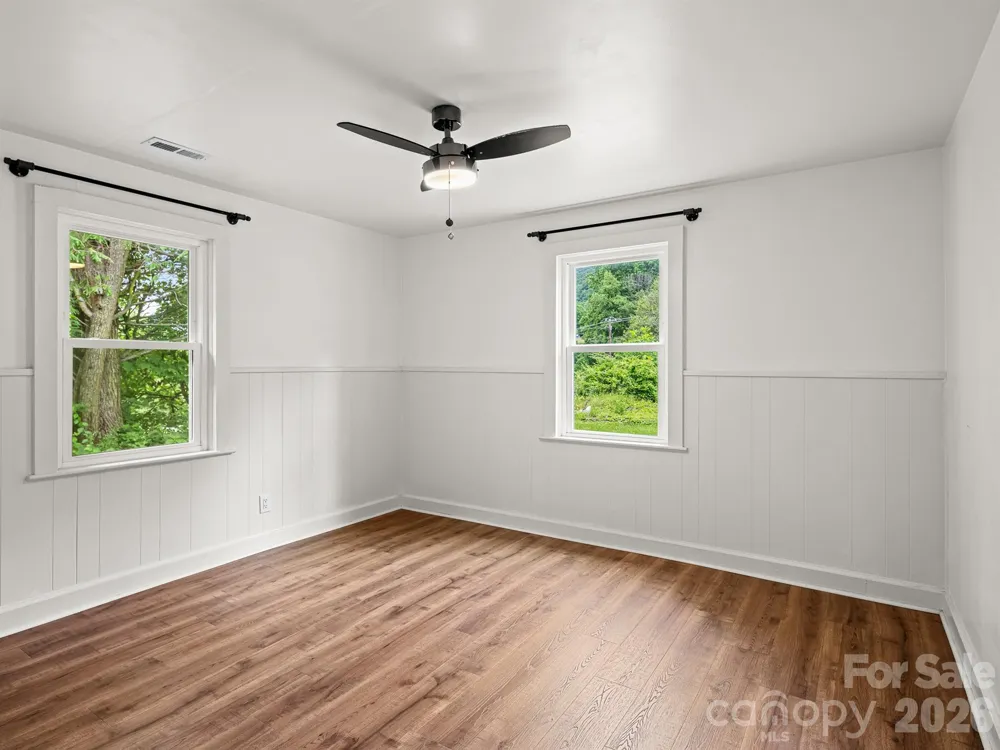 205 Old Fort Road Fairview, NC 28730
