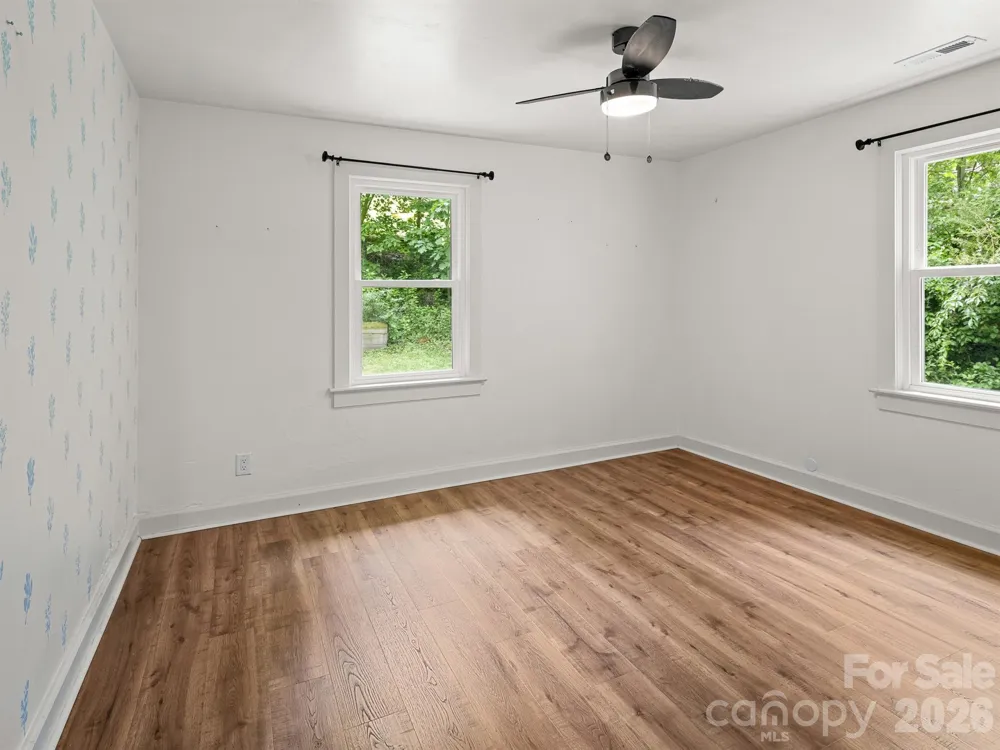 205 Old Fort Road Fairview, NC 28730