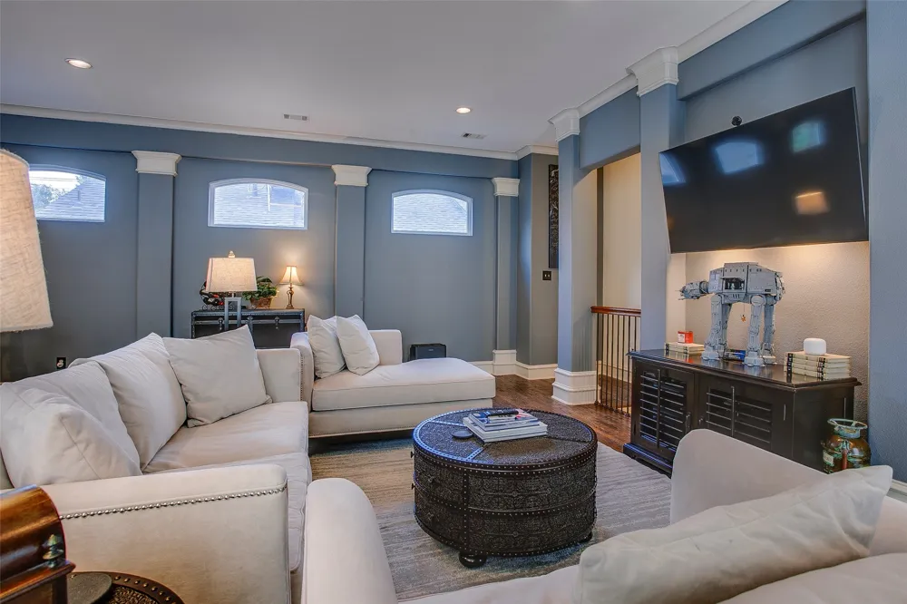 5006 Cedar Springs Road #C Dallas, TX 75235