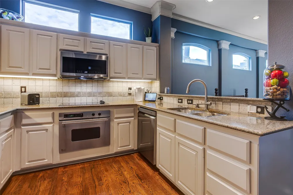5006 Cedar Springs Road #C Dallas, TX 75235
