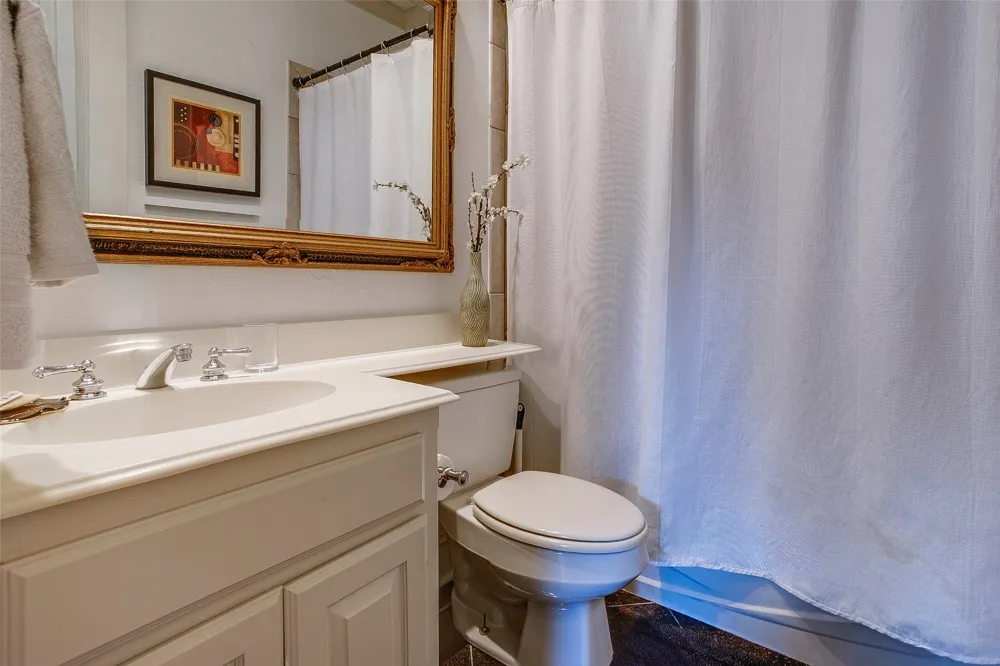 5006 Cedar Springs Road #C Dallas, TX 75235