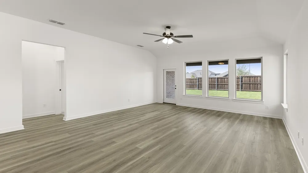 753 Grand Dale Drive Lavon, TX 75166