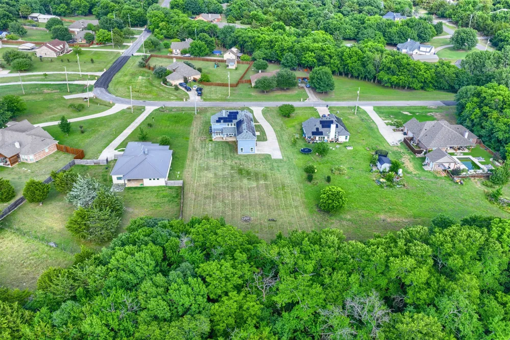 280 Pecan Hollow Circle Anna, TX 75409