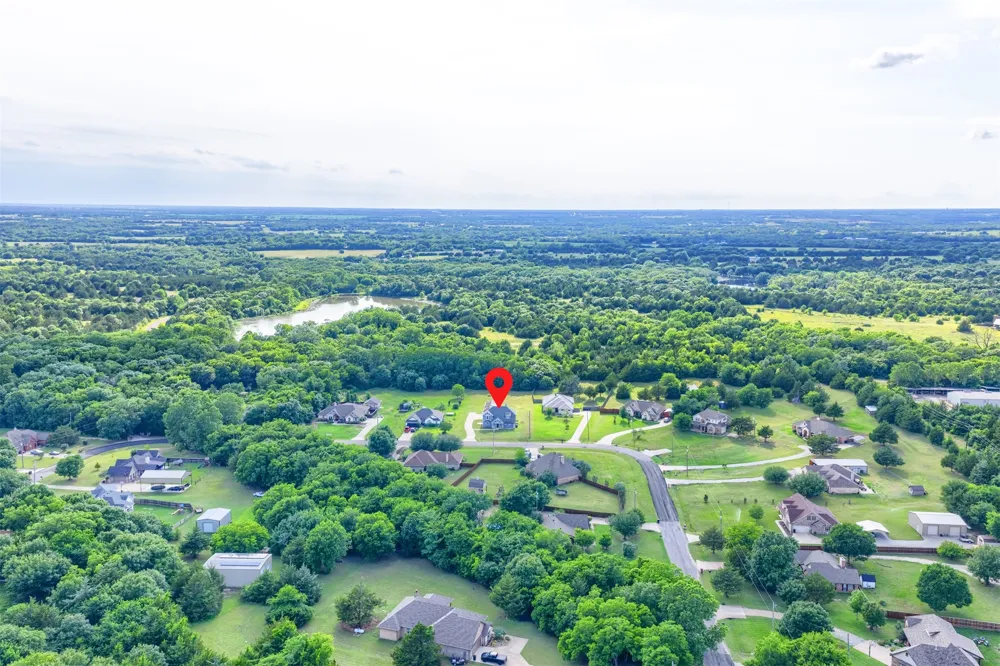 280 Pecan Hollow Circle Anna, TX 75409