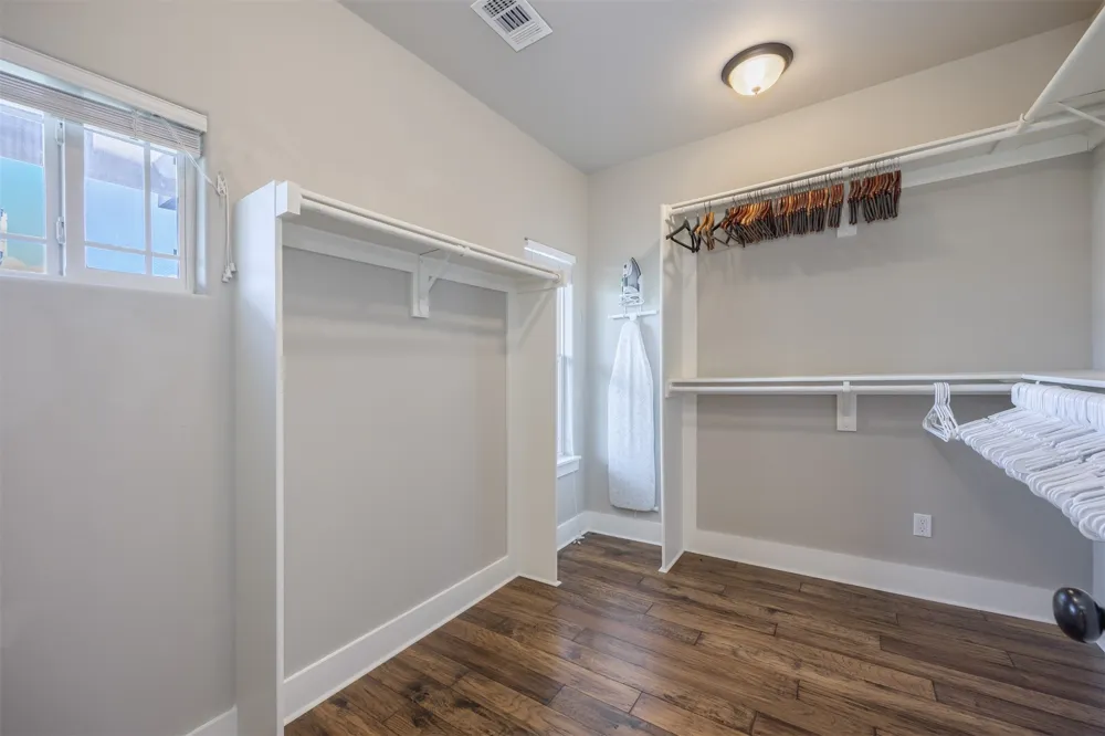 280 Pecan Hollow Circle Anna, TX 75409