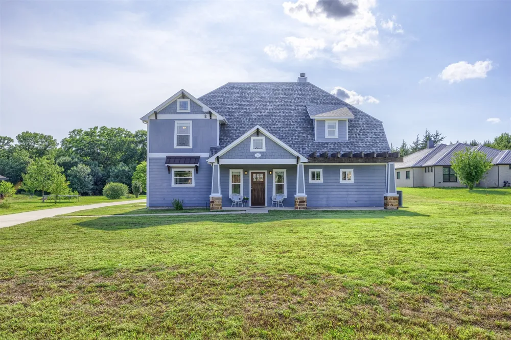 280 Pecan Hollow Circle Anna, TX 75409