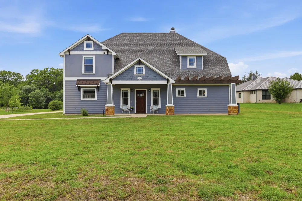 280 Pecan Hollow Circle Anna, TX 75409