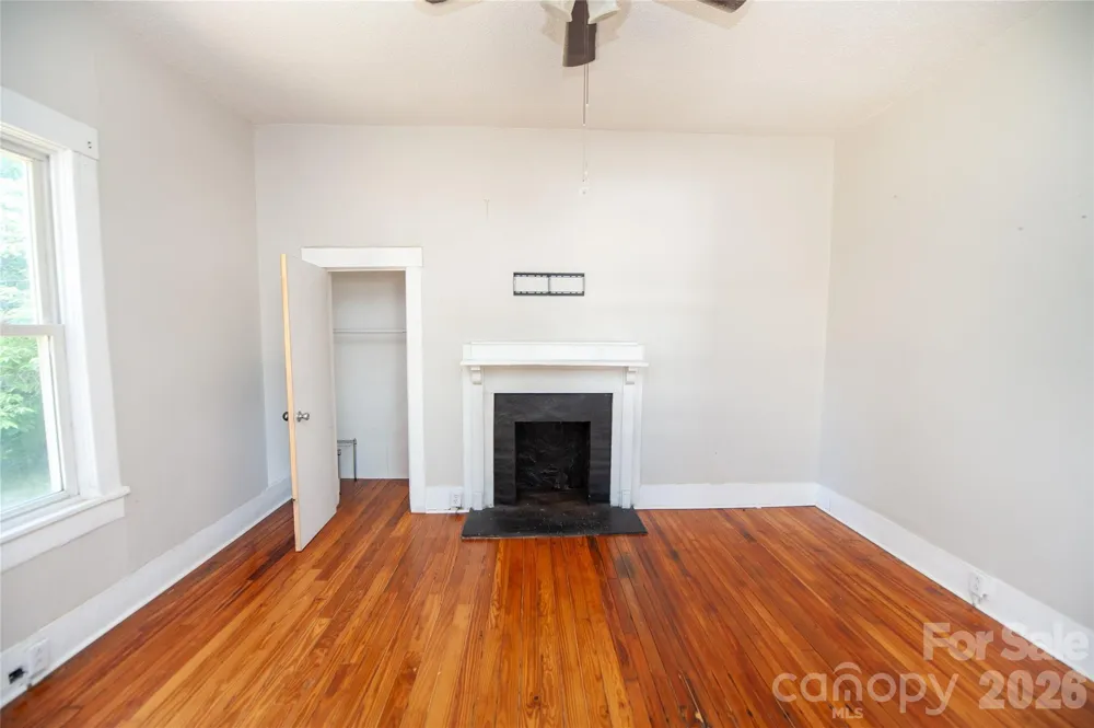 128 Fleming Avenue Pacolet, SC 29372