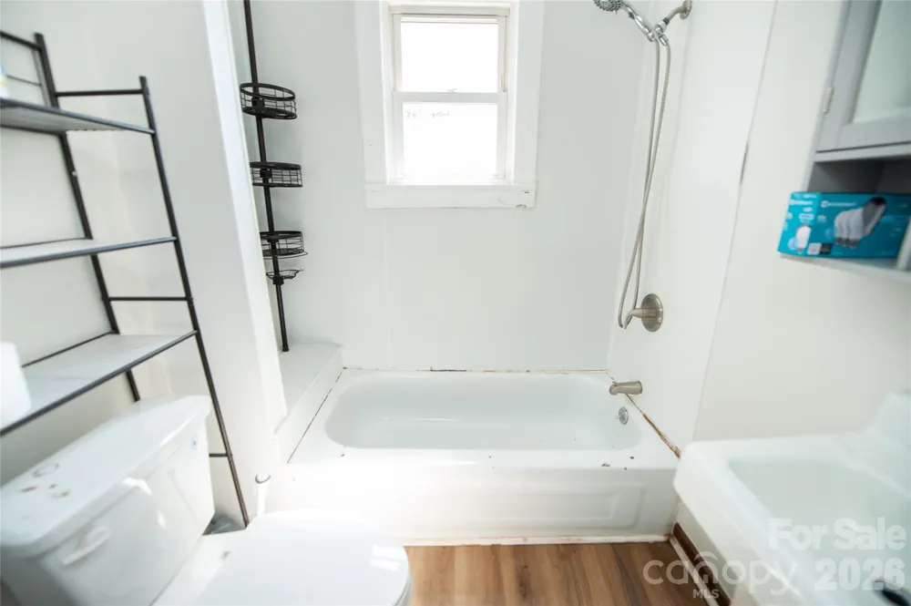 128 Fleming Avenue Pacolet, SC 29372