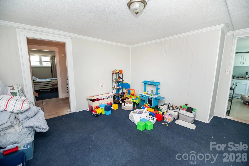 128 Fleming Avenue Pacolet, SC 29372