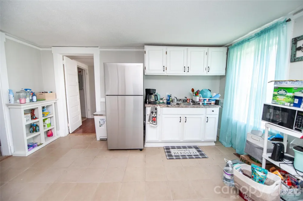 128 Fleming Avenue Pacolet, SC 29372