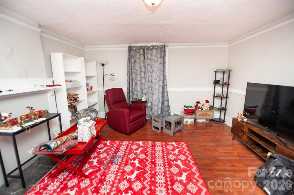 128 Fleming Avenue Pacolet, SC 29372