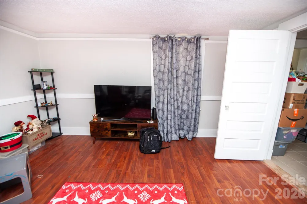 128 Fleming Avenue Pacolet, SC 29372