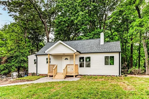 104 Oakhurst Drive