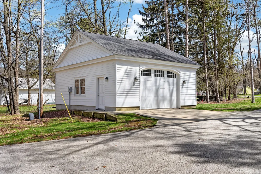 5592 S Shore Drive Fruitland Township, MI 49461