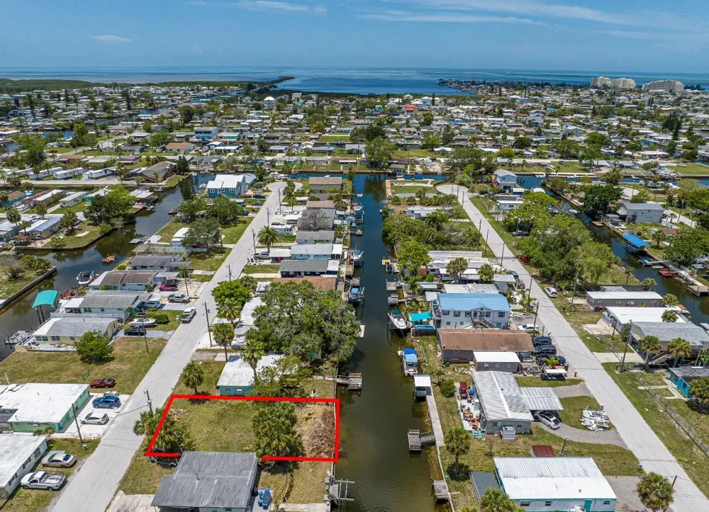 6837 SANDERLING LANE Hudson, FL 34667