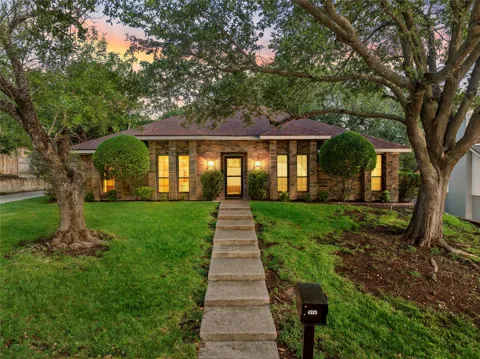 4325 Green Point Drive