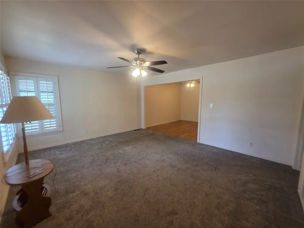 1213 Hillcrest Drive Graham, TX 76450